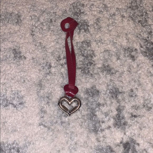 Heart Handbag Accessory - Picture 2 of 3